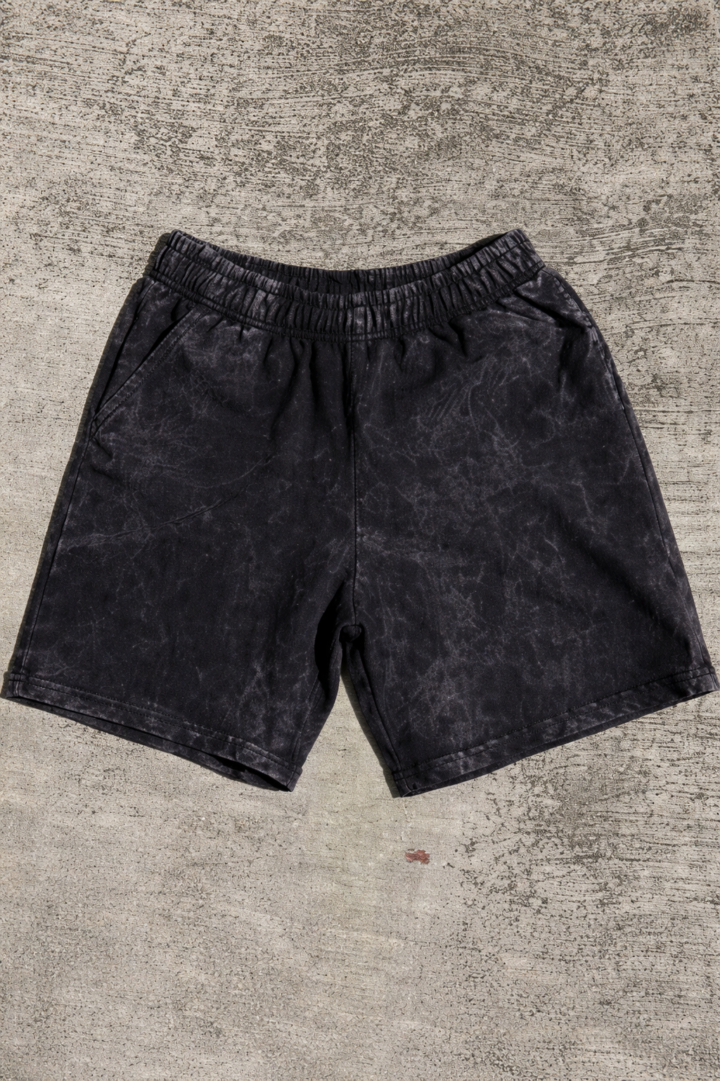 SHORT FRENCH TERRY ACID WASH